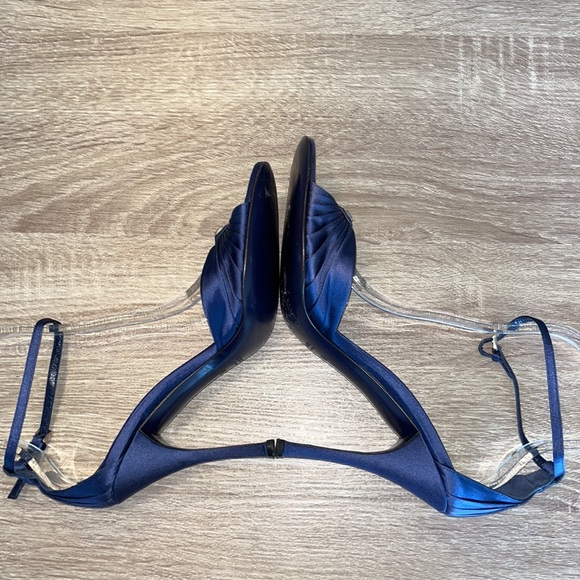 Authentic Gucci Blue Satin with Swarovski Crystal Sandals/Heels (Mismatch) - Picture 5 of 16